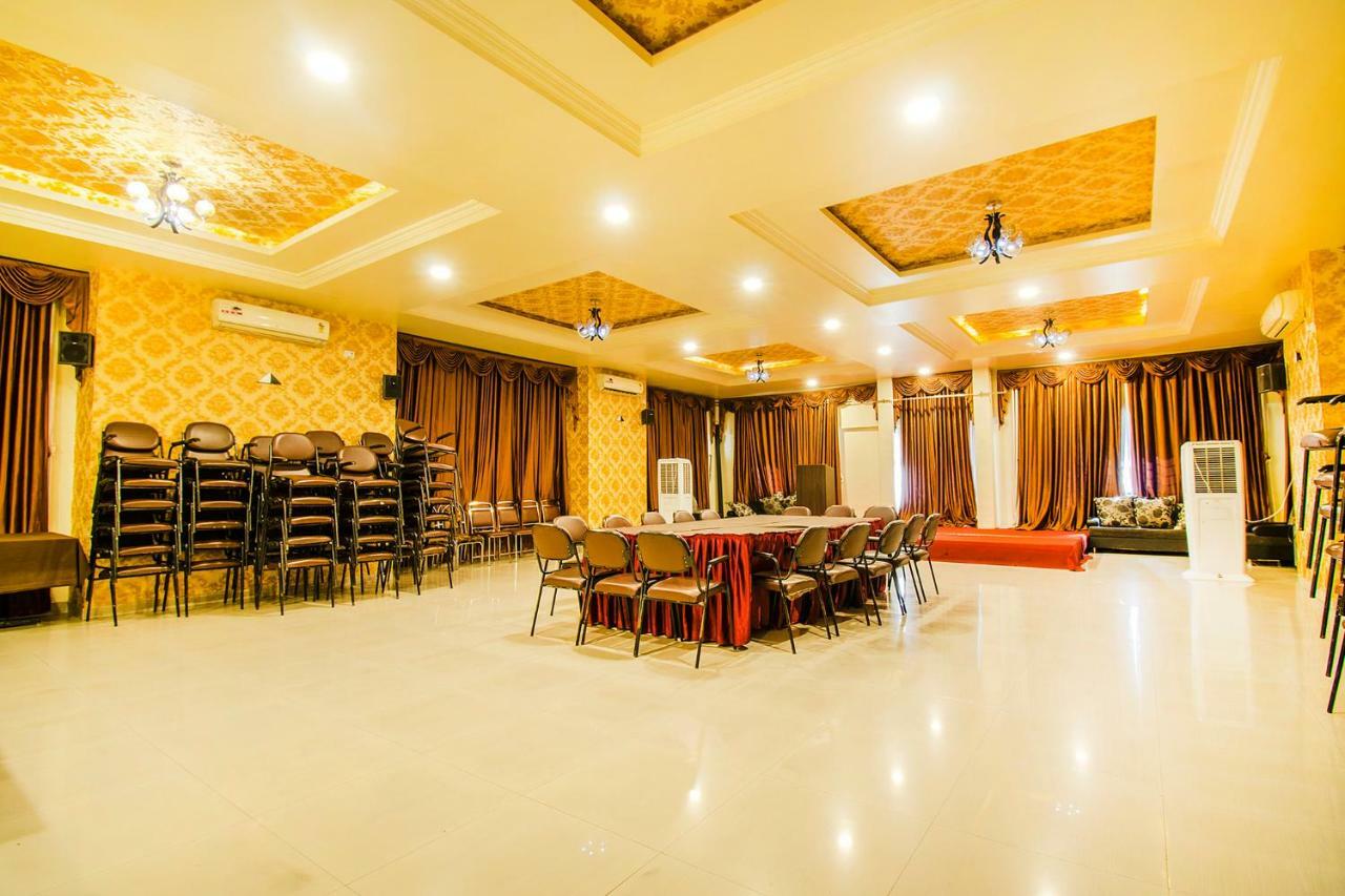 FabHotel Sanket Inn Hinjewadi Hinjawadi Buitenkant foto