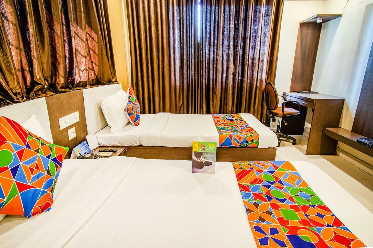 FabHotel Sanket Inn Hinjewadi Hinjawadi Buitenkant foto