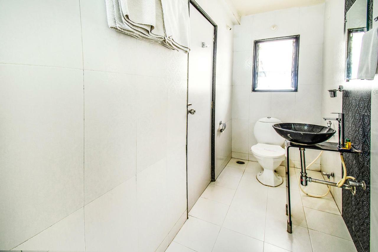 FabHotel Sanket Inn Hinjewadi Hinjawadi Buitenkant foto